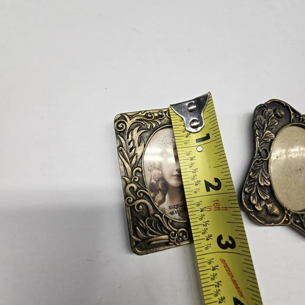 Vintage‎ Set of 2 Metal Picture Frames Miniature Easel Brass Finish Velvet Back